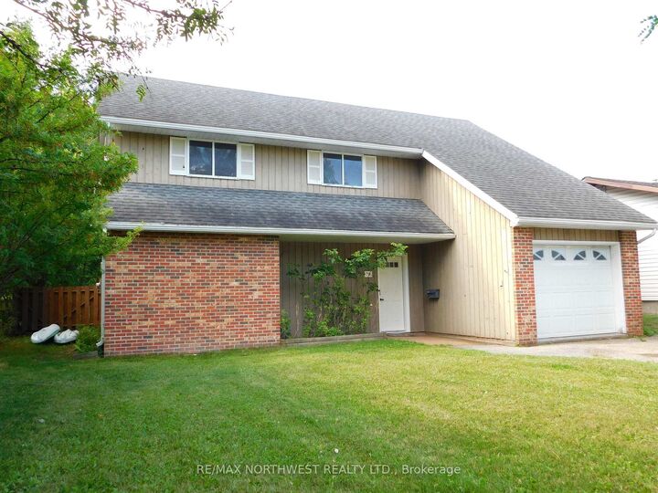 70 Wood Street — photo 1
