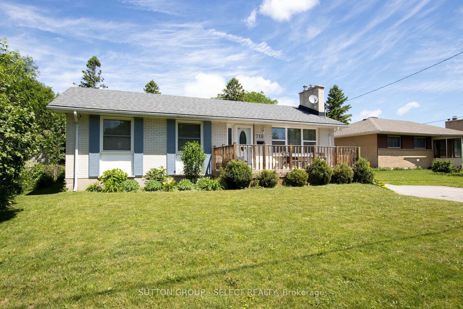 Property Photo:  716 Monsarrat Avenue  ON N5Y 4M9 