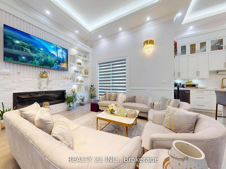 Property Photo:  36 Craiglee Drive  ON M1N 2L8 