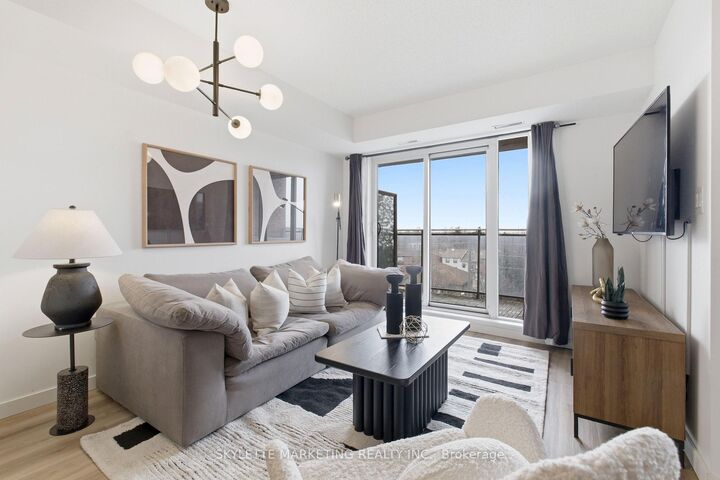 801 Sheppard Avenue W 701 — photo 1