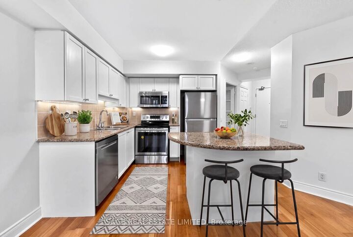 Property Photo: 78 Harrison Garden Boulevard 1214 ON M2N 7E2