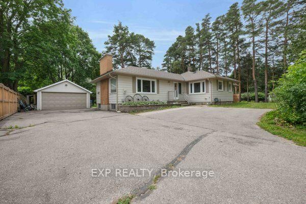 Property Photo: 5373 Aurora Road ON L4A 7X4