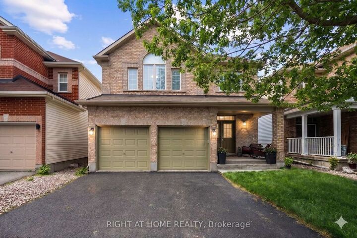 Property Photo: 517 Stonechurch Way ON K2J 0C6