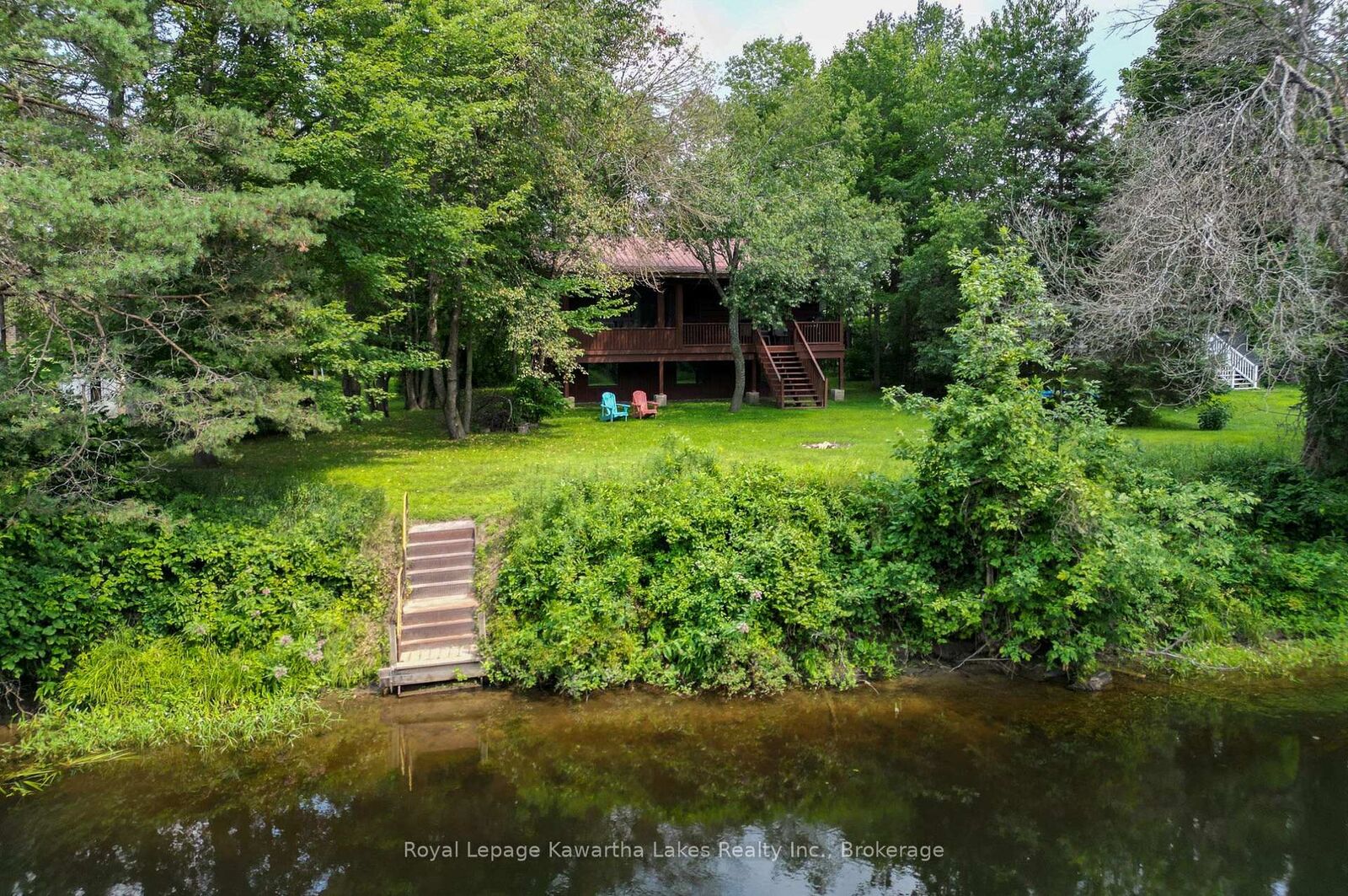Property Photo: 9 Crooked Court ON K0M 1N0