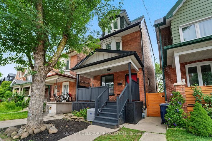 1035 Dovercourt Road — photo 1