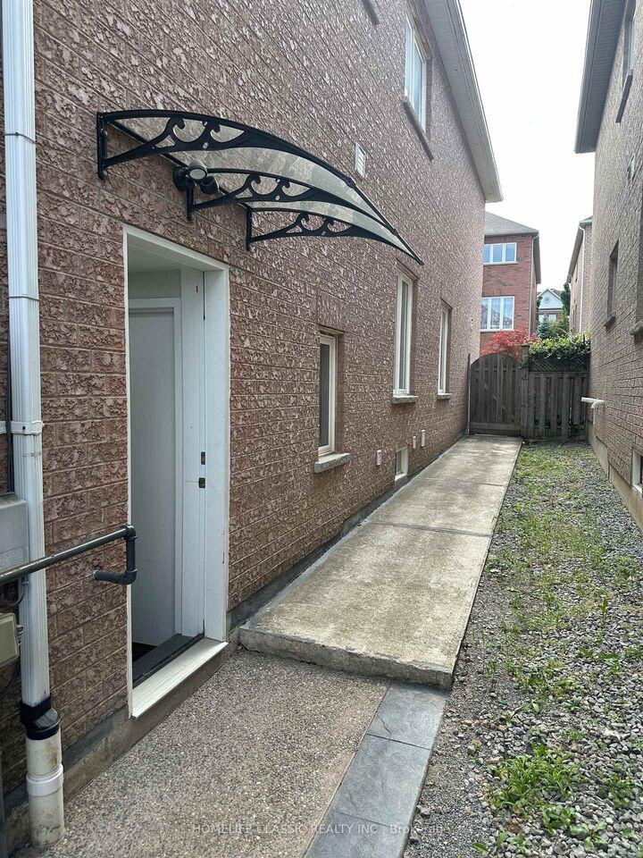 Property Photo: 658 Grand Trunk Avenue Bsmnt ON L6A 0R3