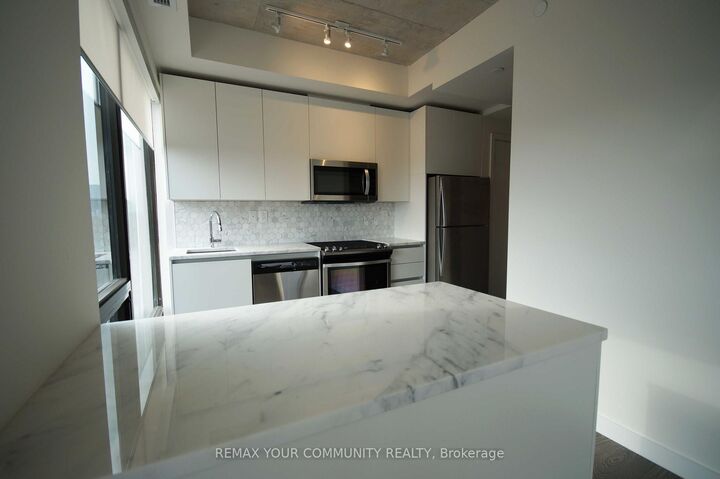 Property Photo:  246 Logan Avenue 723  ON M4M 0E9 
