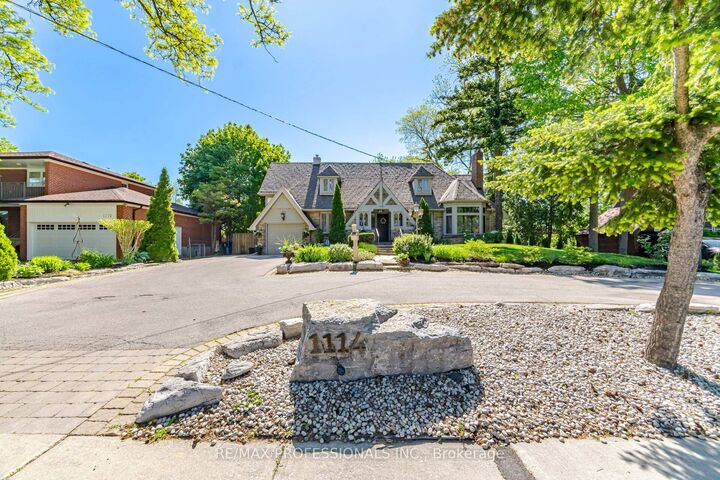 Property Photo: 1114 Kipling Avenue ON M9B 3M5