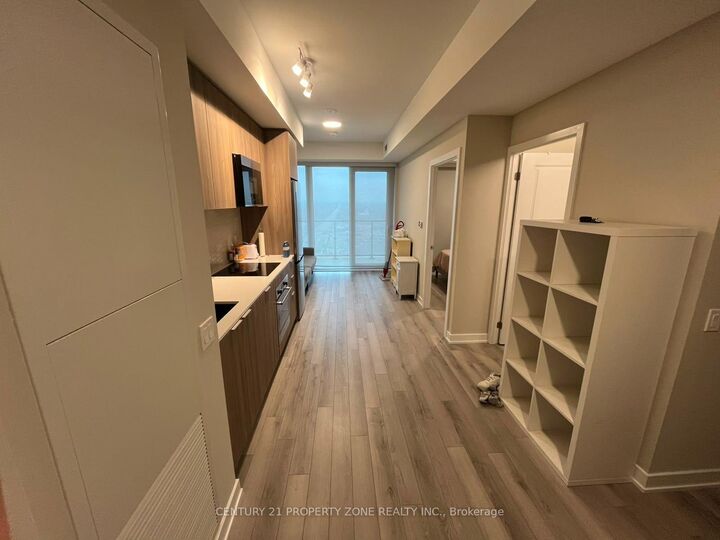 Property Photo: 15 Skyridge Drive 2119 ON L6P 4S3