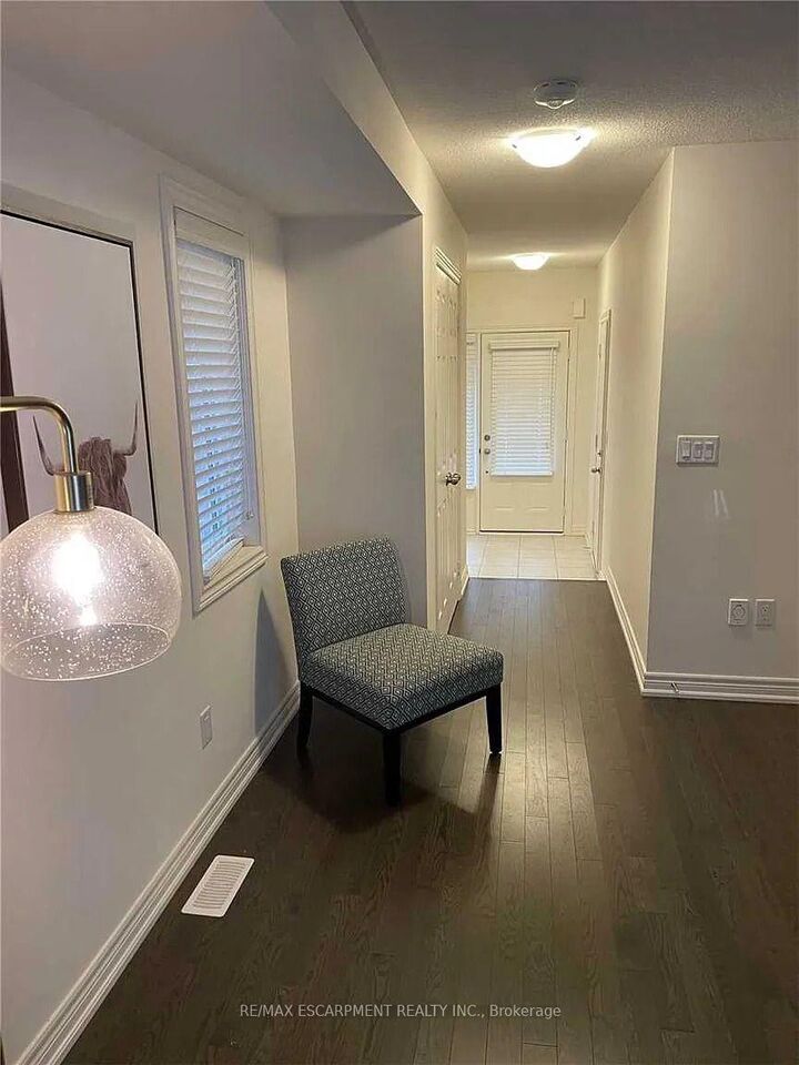 Property Photo: 3930 Tufgar Crescent ON L7M 2A4