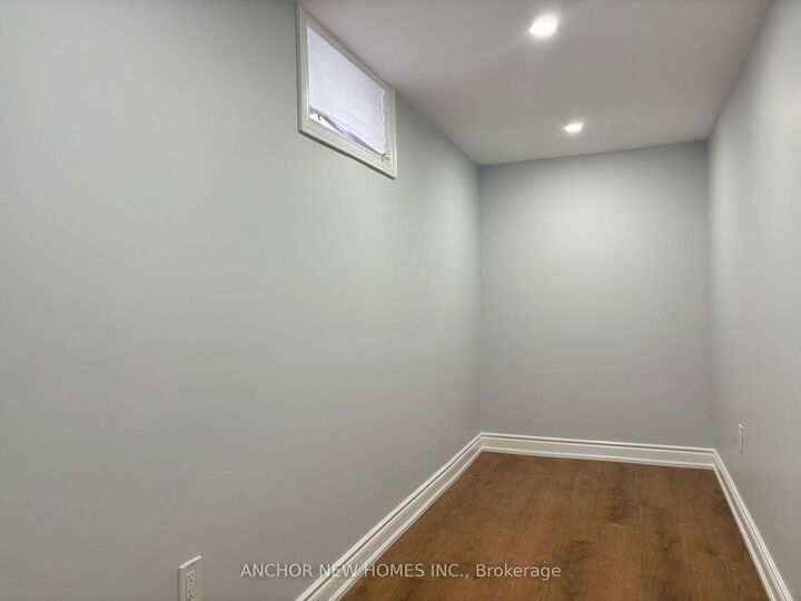 Property Photo:  24 Fletcher Place  ON M9R 1K6 