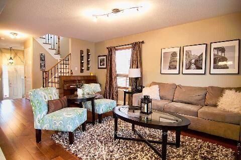 Property Photo: 47 Hollingsworth Circle ON L7A 0J4