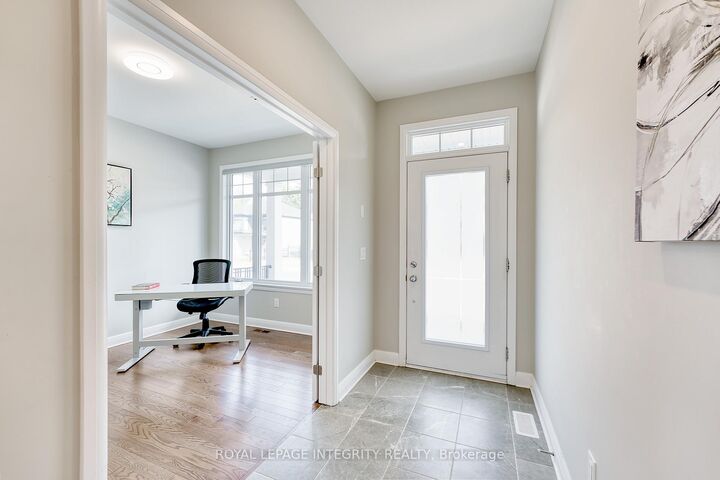 Property Photo: 232 Ketchikan Crescent ON K2T 0S3