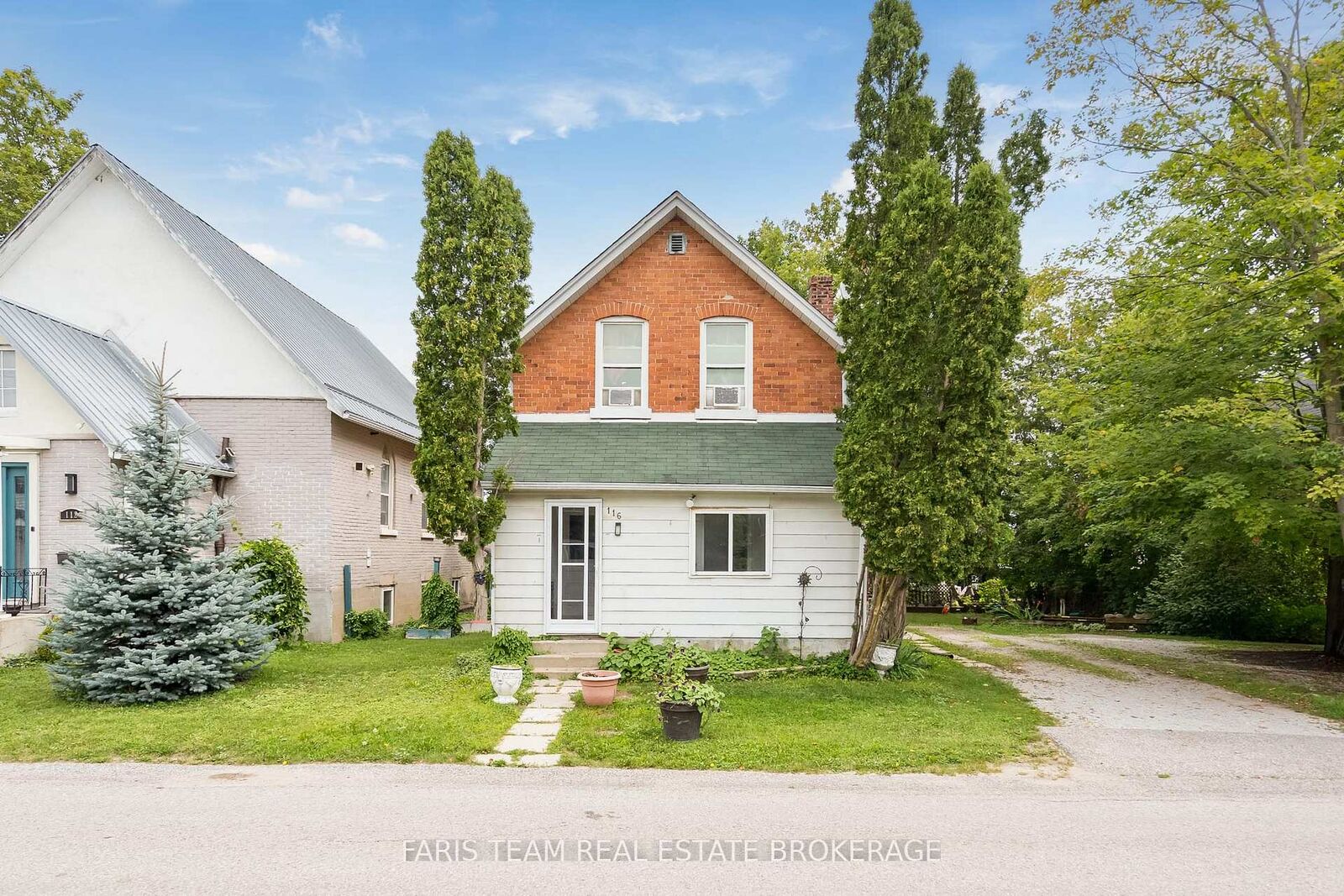 Property Photo:  116 Albert Street S  ON L3V 5L2 