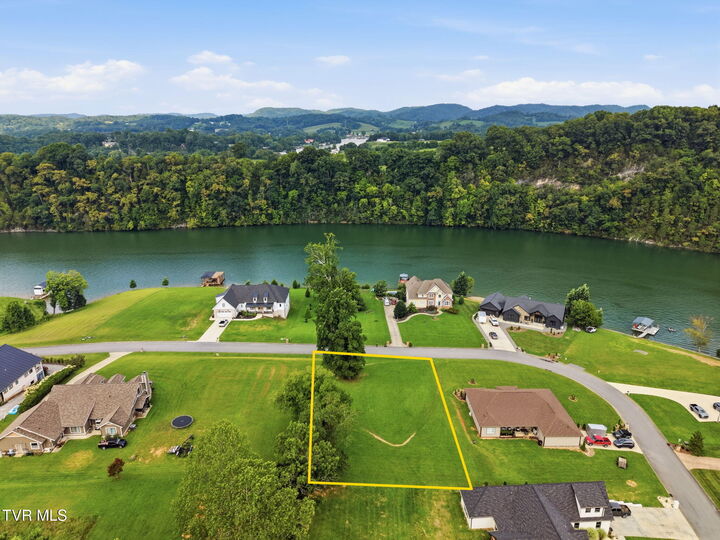 Property Photo: 1205 Reynolds Road TN 37686