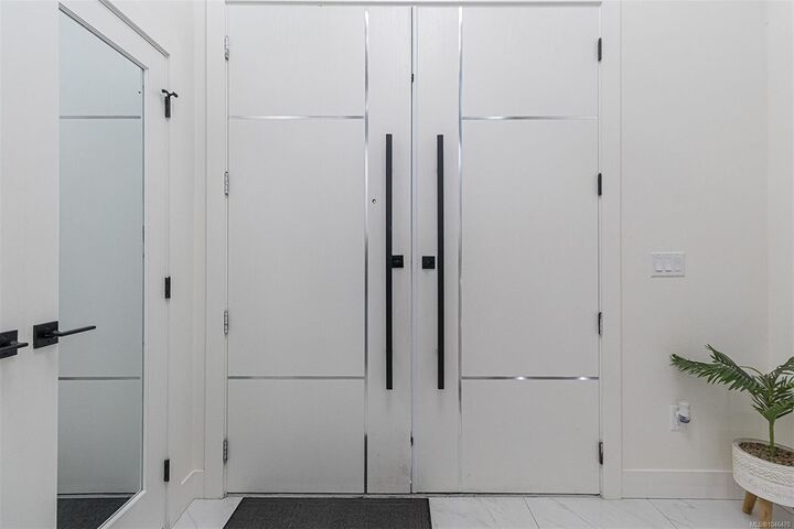 Property Photo: 83 Crease Ave BC V8Z 1S6