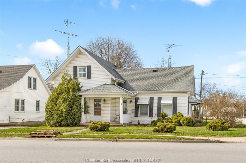 Property Photo: 34 Chatham Street South ON N0P 1A0
