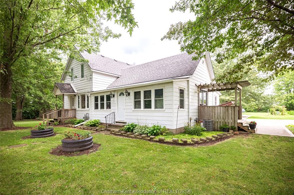 Property Photo: 22589 Merlin Road ON N0P 1W0