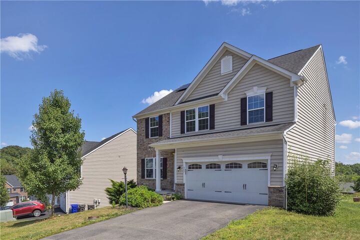 Property Photo: 507 Audrey Ct PA 16063