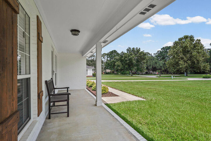 Property Photo:  102 Meadow Ct  GA 31763 