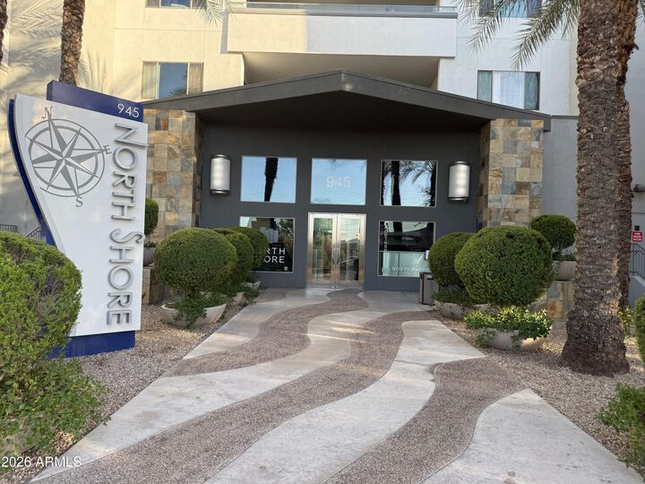 Property Photo:  945 E Playa Del Norte Drive 5020  AZ 85288 