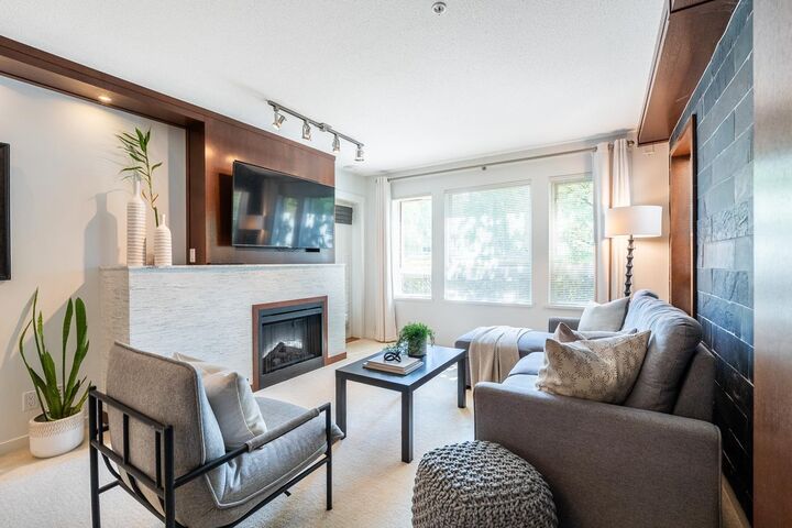 Property Photo:  3097 Lincoln Avenue 102  BC V3B 0E3 