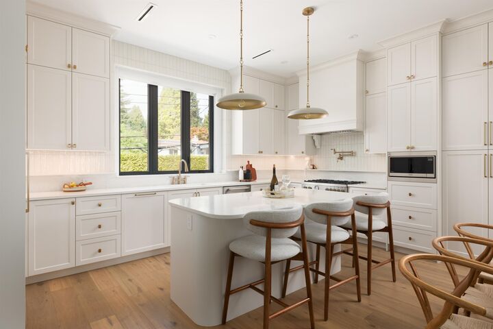 Property Photo: 3874 Winlake Crescent 4 BC V5A 2G5