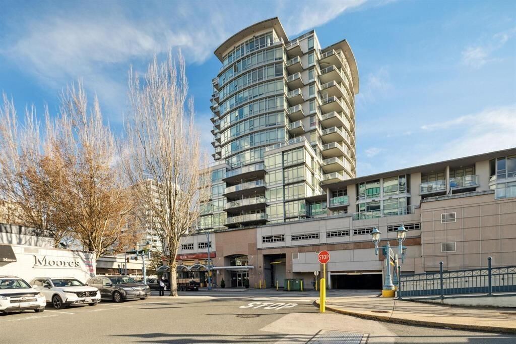 Property Photo:  7888 Saba Road 509  BC V6Y 0A2 