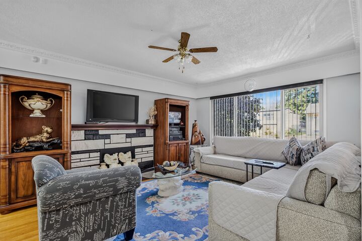 Property Photo: 9656 125 Street BC V3V 4Y1