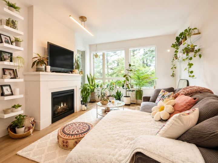 Property Photo:  1111 E 27th Street 318  BC V7J 1S3 