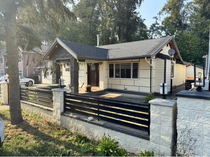 13317 84 Avenue — photo 1
