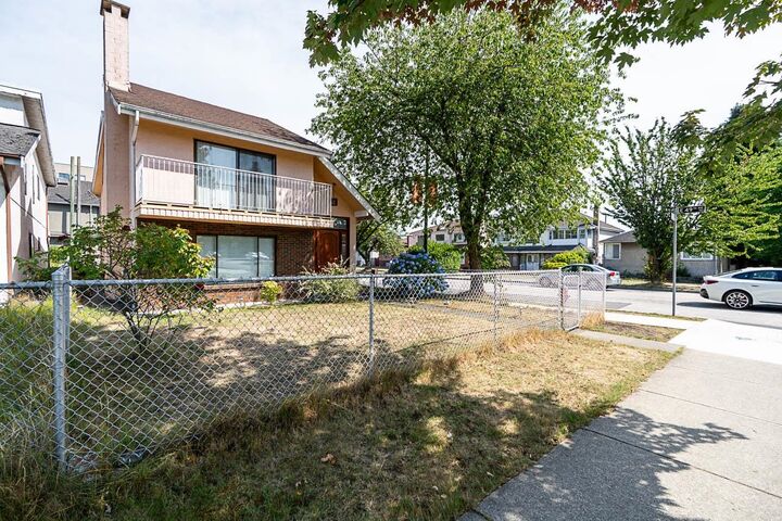 Property Photo: 6496 Quebec Street BC V5W 2R1