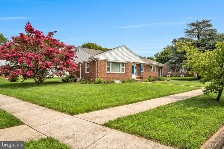 Property Photo: 290 Dogwood Drive PA 17036