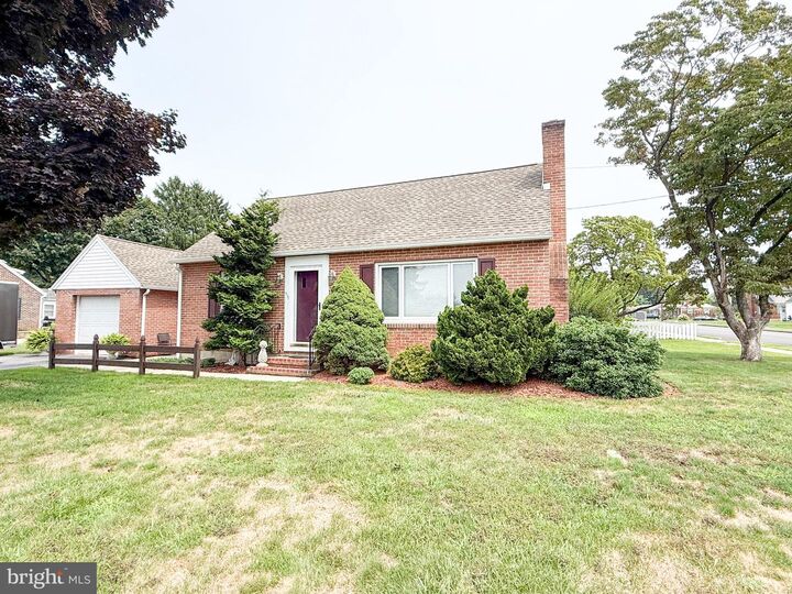 Property Photo:  571 Highland Avenue  PA 17201 