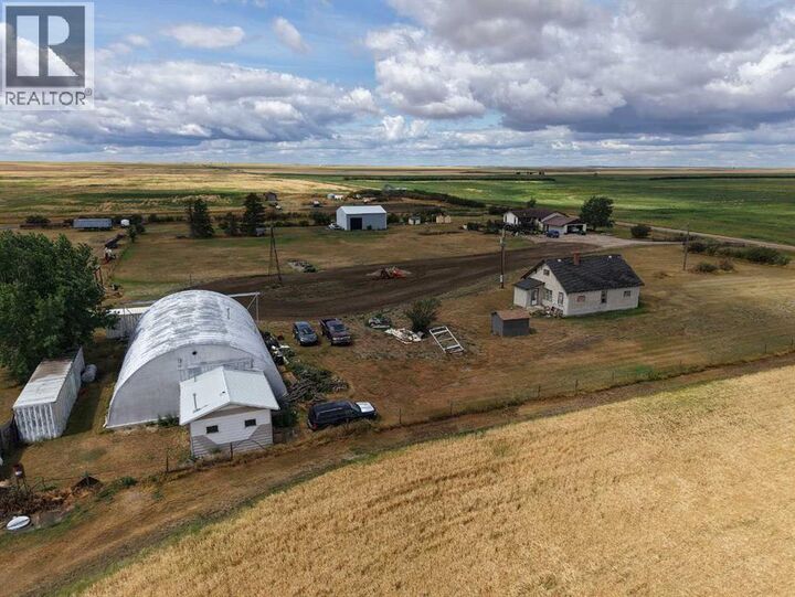 Property Photo:  1229 Twp Rd 174  AB T0J 1R0 