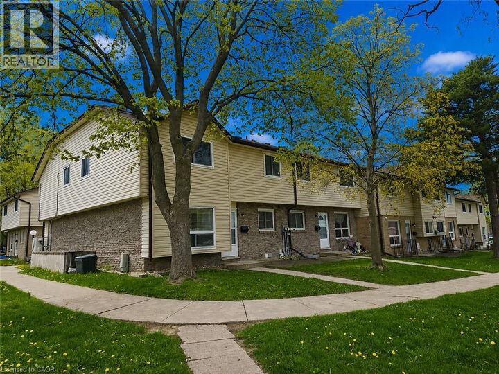 Property Photo:  451 Albert Street 6  ON N2L 5A7 