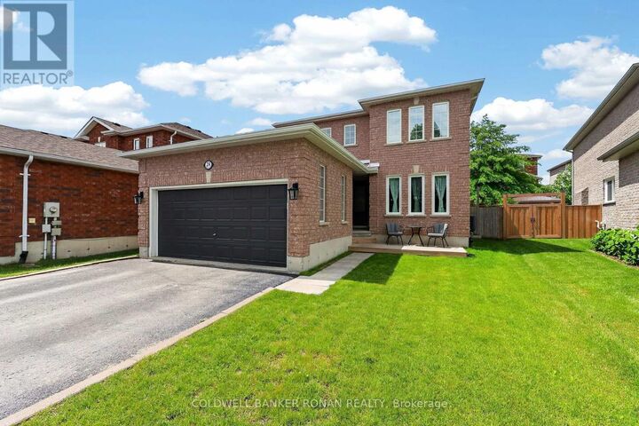 Property Photo: 24 Ryan Court ON L4M 6N7
