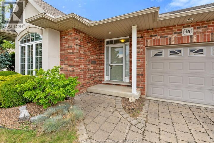 Property Photo:  15 Oakgrove Lane  ON N7L 5R9 