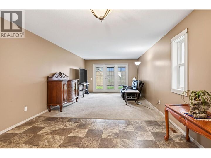 Property Photo:  1195 14th Street 14  BC V2B 5V2 