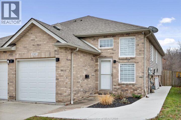 Property Photo:  2343 Lamont Street  ON N9E 3Z2 