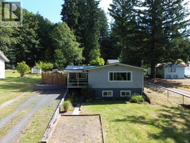 Property Photo:  5720 Allen Ave  BC V8A 4J3 
