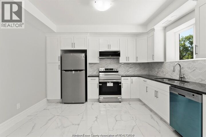 Property Photo:  2280 Daytona C  ON N9B 3Y2 