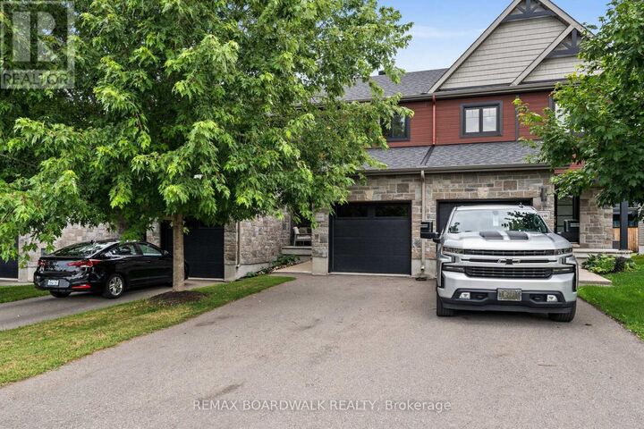 Property Photo:  1152 Docteur Corbeil Boulevard  ON K4K 0G9 