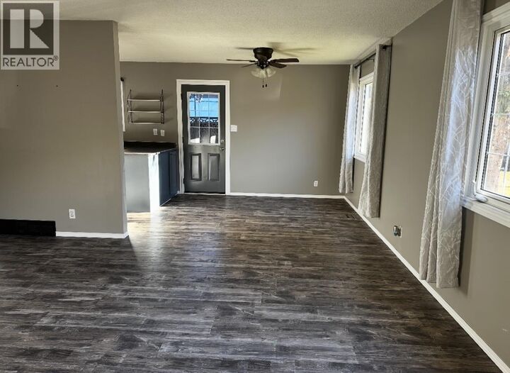 Property Photo:  1210 Elkhorn Crescent  BC V2M 6J1 