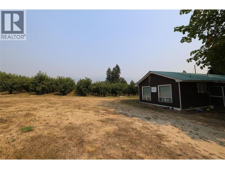 855 Erickson Road — photo 1