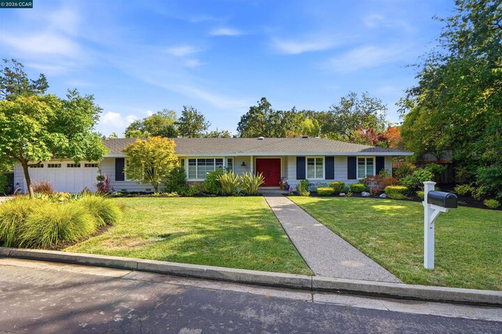 Property Photo: 640 Dolphin Dr CA 94526