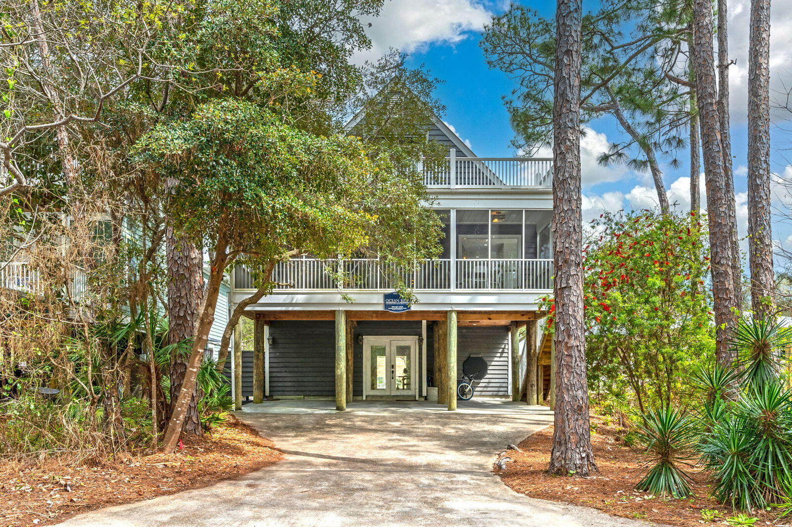 Property Photo:  91 Pine Street  FL 32459 