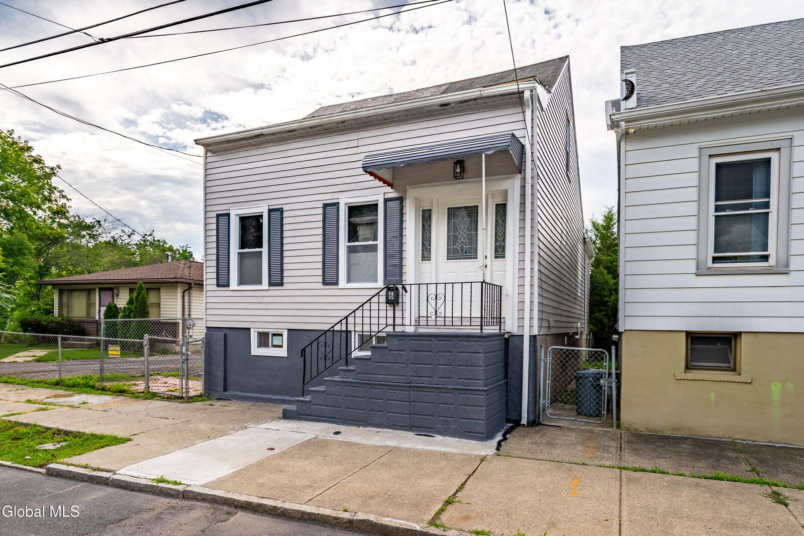 Property Photo: 6 Garden Street NY 12209