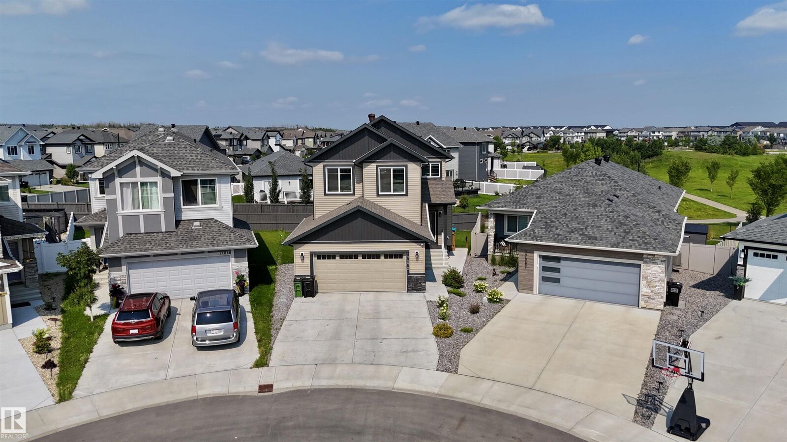 Property Photo: 17072 45 Street NW AB T5Y 4C9