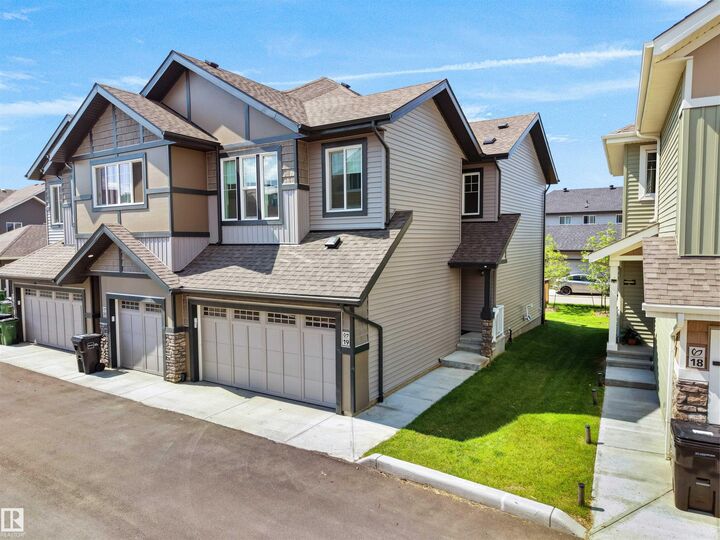Property Photo:  740 Daniels Way SW 19  AB T6W 5N1 